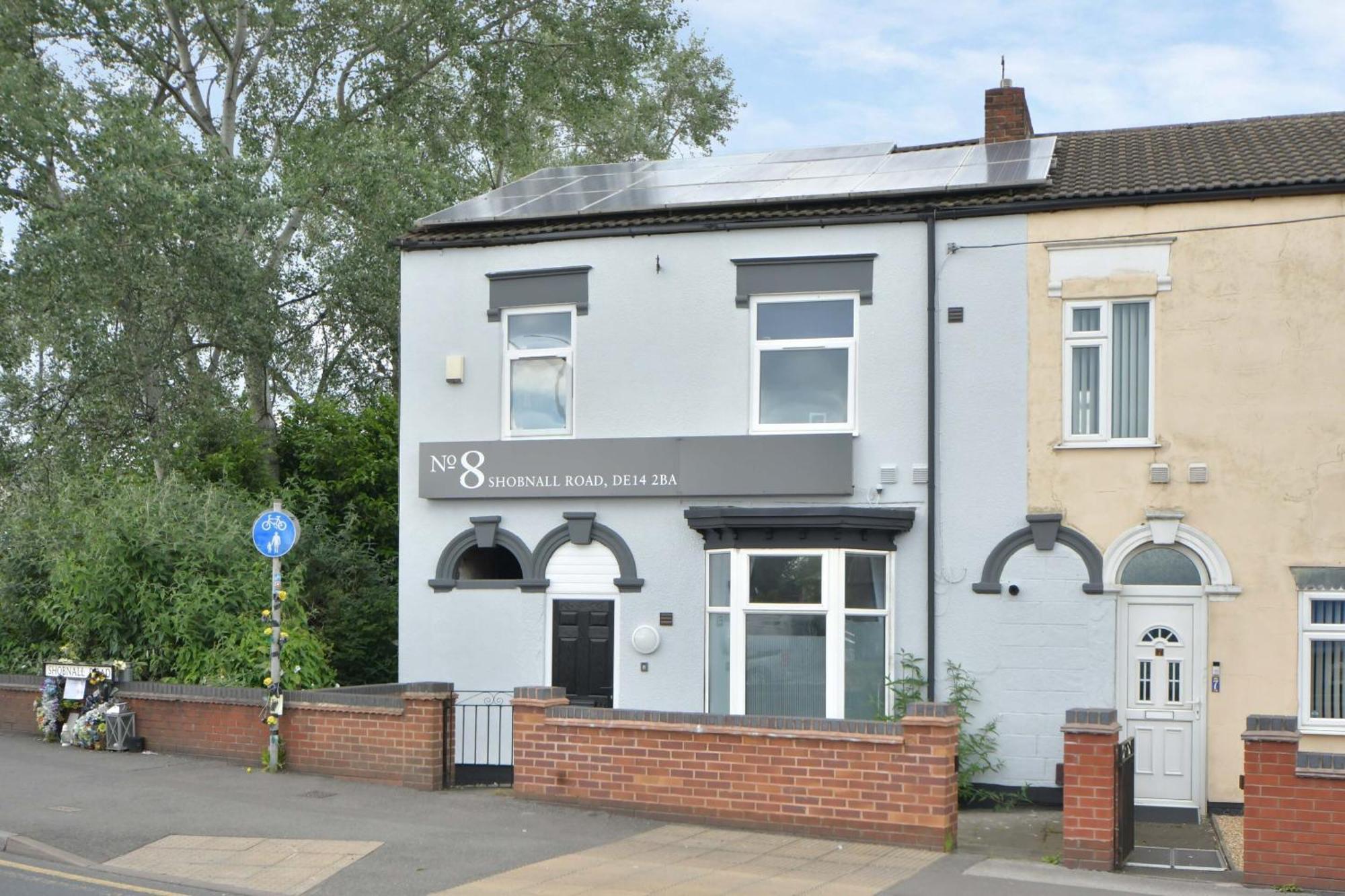 Stay At Shobnall Road Rooms And Studios Burton Exterior photo