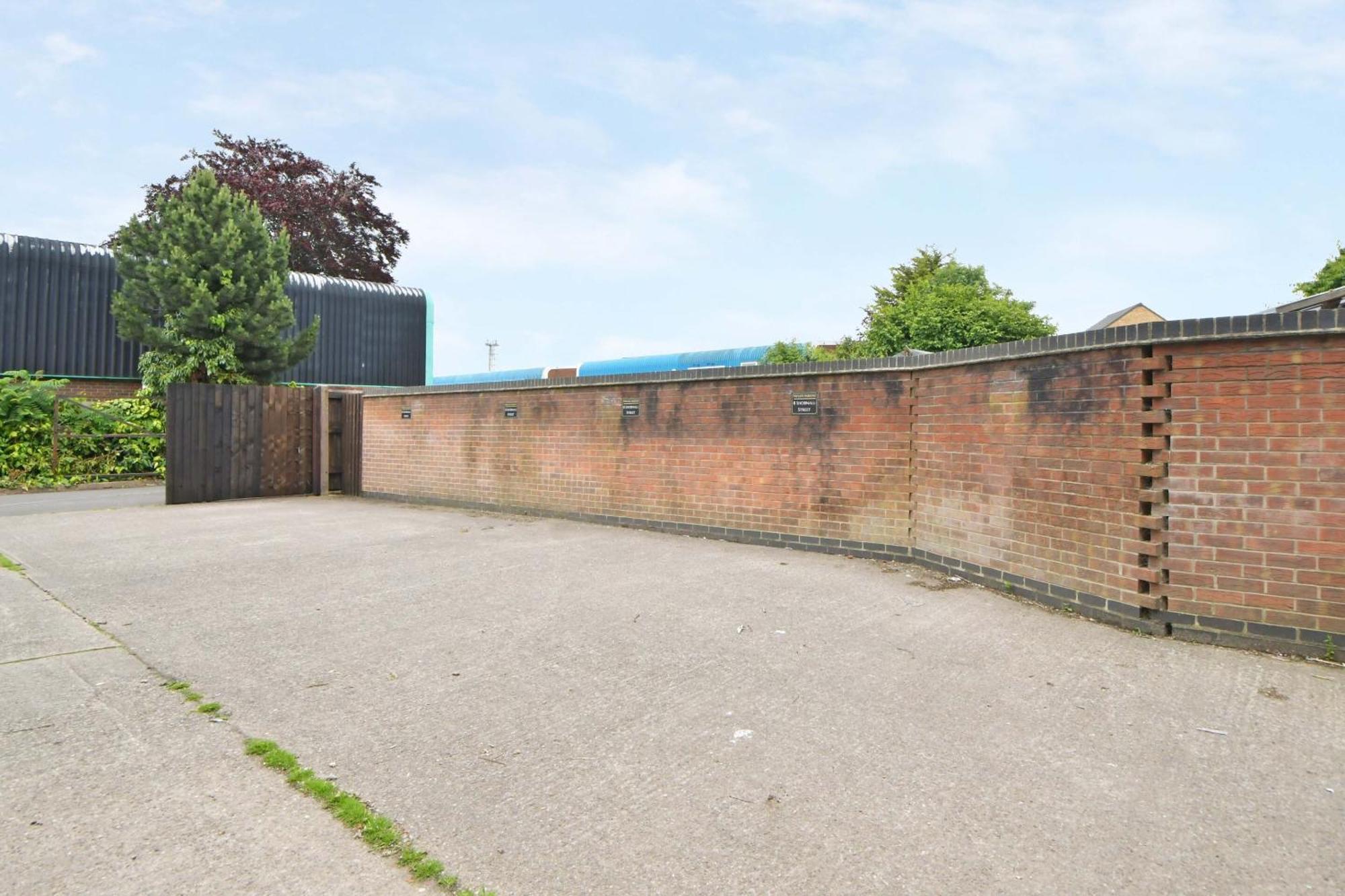 Stay At Shobnall Road Rooms And Studios Burton Exterior photo