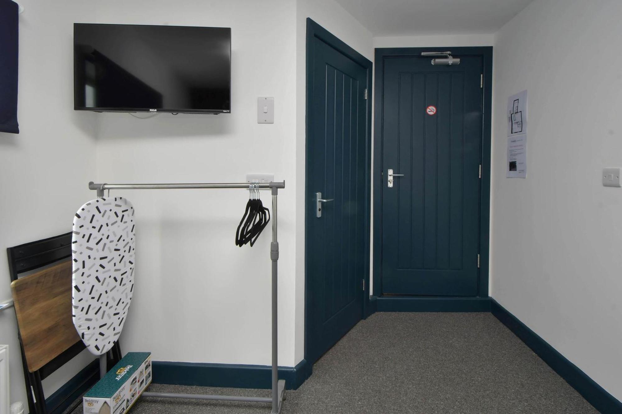 Stay At Shobnall Road Rooms And Studios Burton Exterior photo