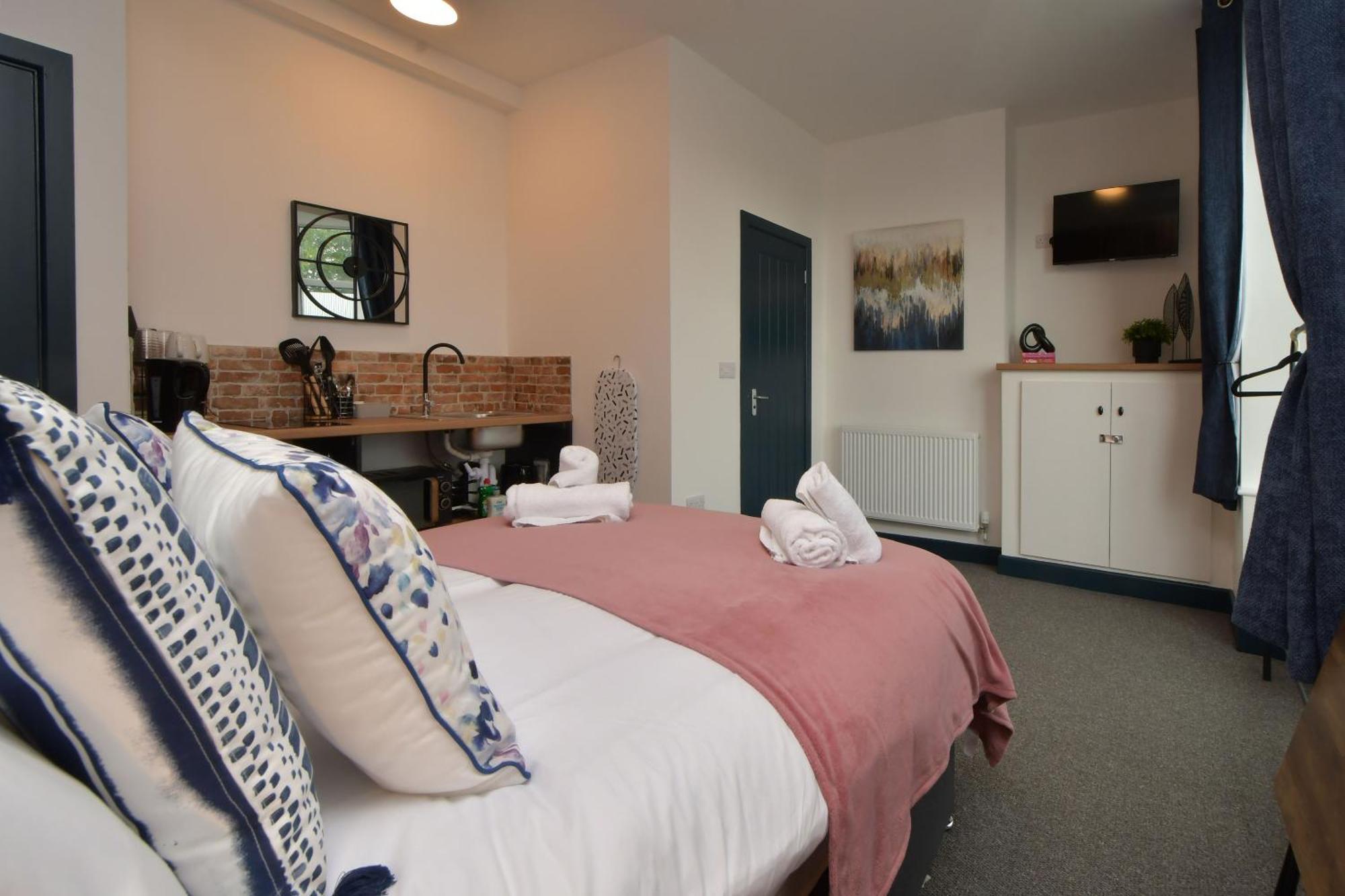 Stay At Shobnall Road Rooms And Studios Burton Exterior photo