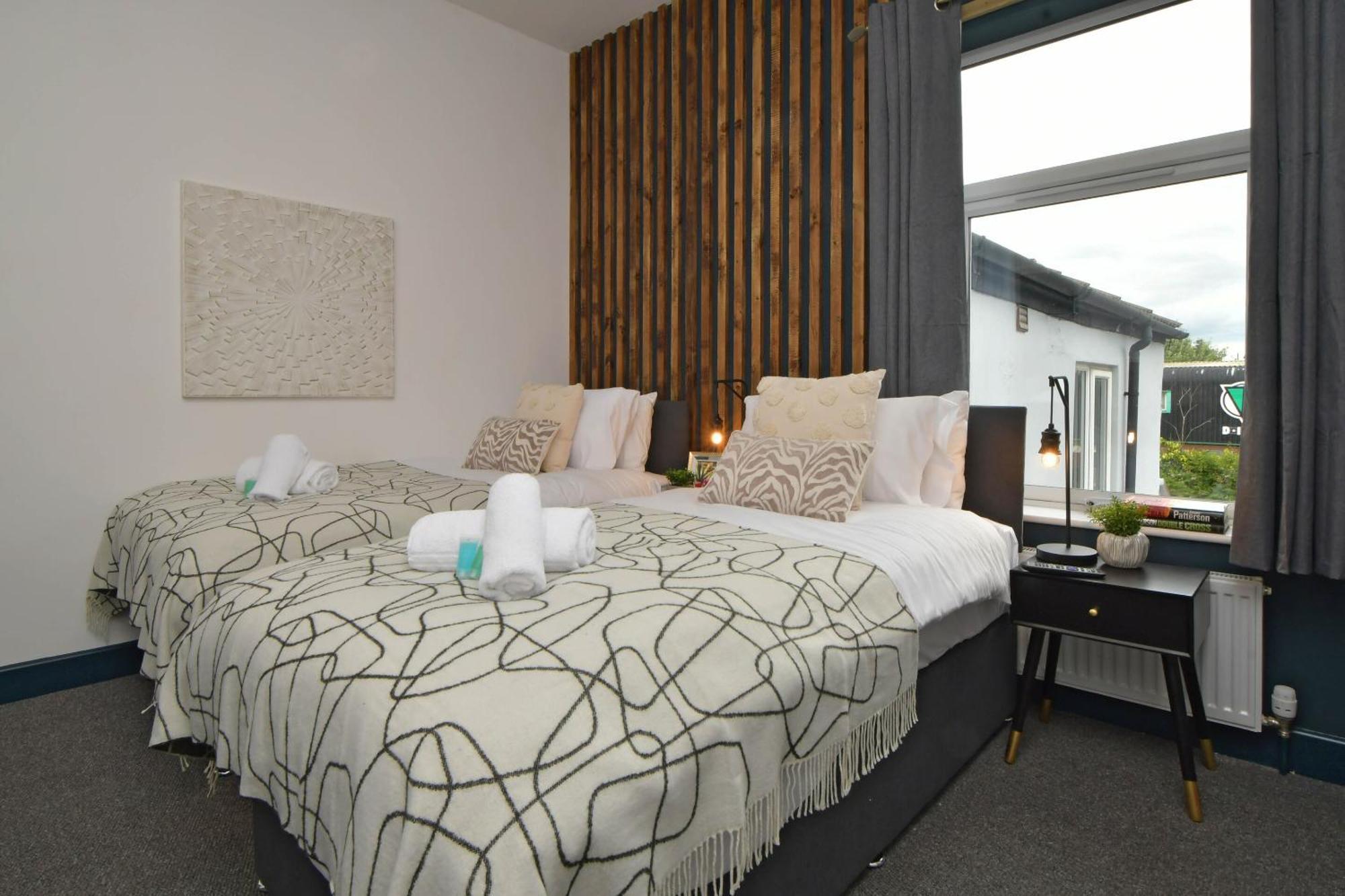 Stay At Shobnall Road Rooms And Studios Burton Exterior photo