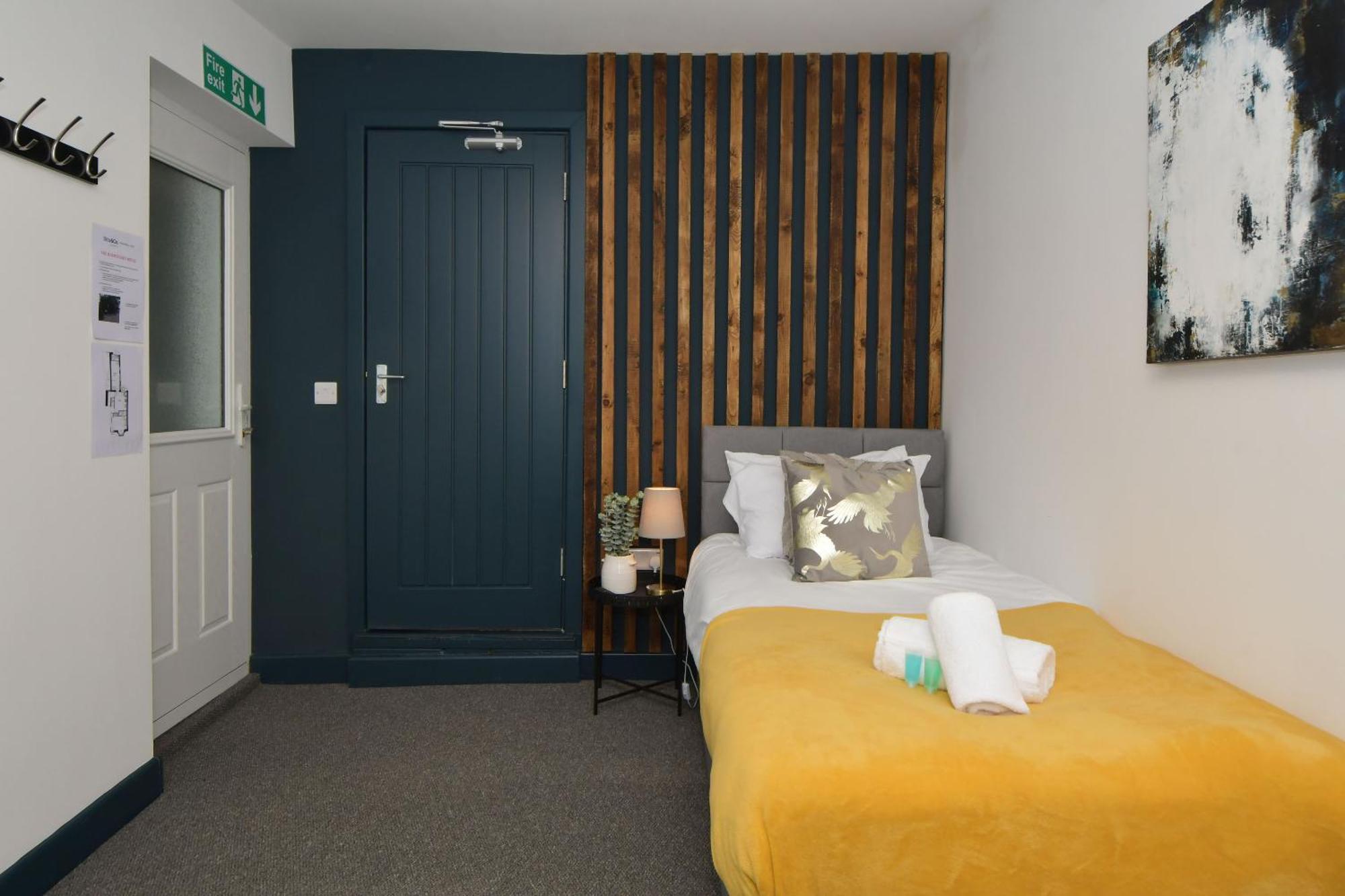Stay At Shobnall Road Rooms And Studios Burton Exterior photo